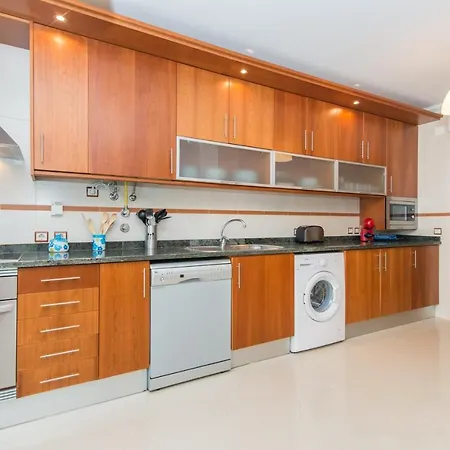 Casa Mergoux - Quiet - Spacious - Ac - Wi-fi - Smart Tv Apartment Tavira