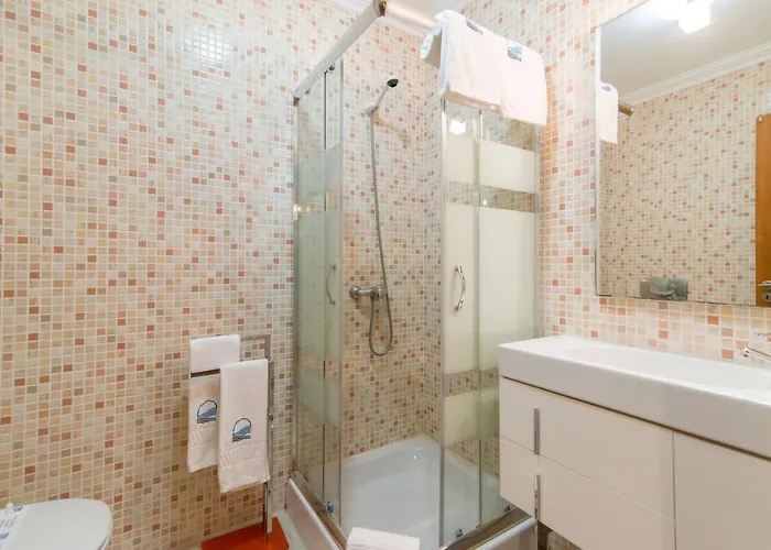 Casa Mergoux - Quiet - Spacious - Ac - Wi-fi - Smart Tv * Tavira